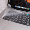 Nakładka osłona silikonowa na klawiaturę laptopa Apple MacBook Pro 13 (A2251/A2289/A2338) / Pro 16 (A2141) (Layout EU PL) (Przezroczysta)